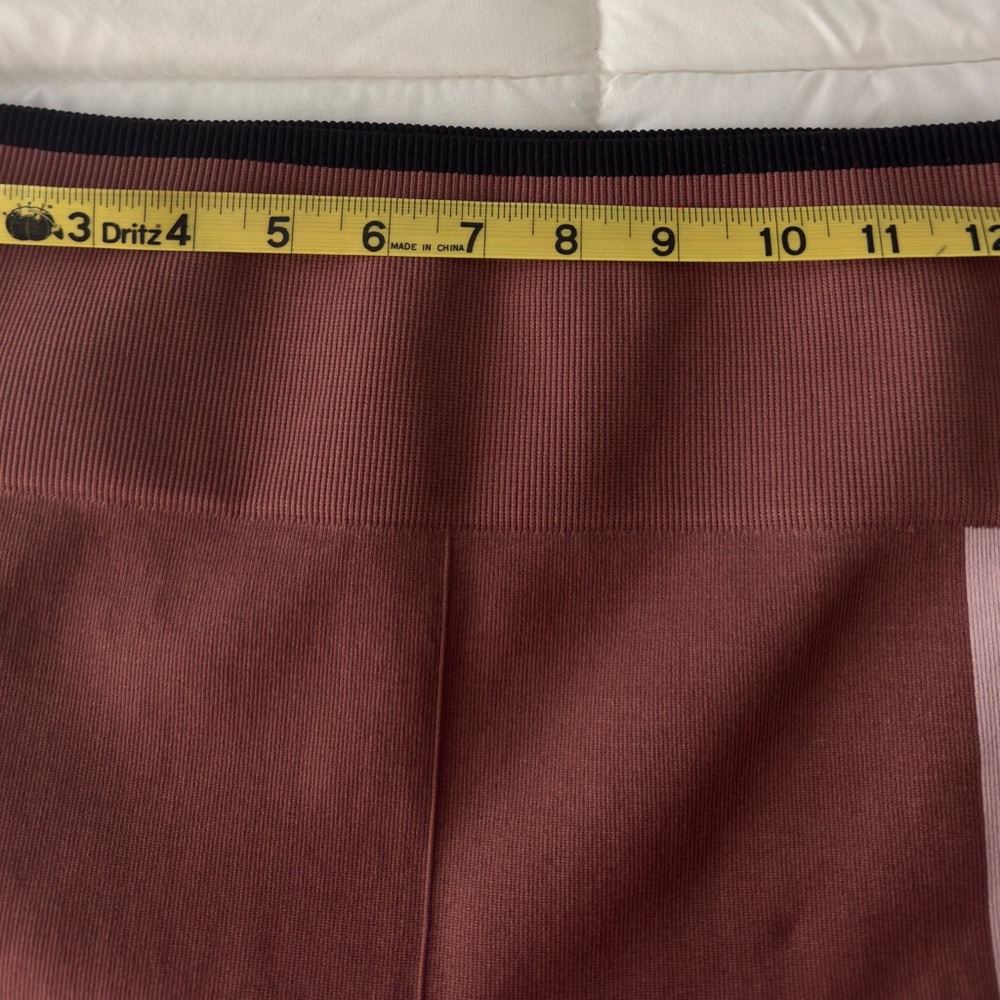 Fabletics leggings/tights - Picture 4 of 5